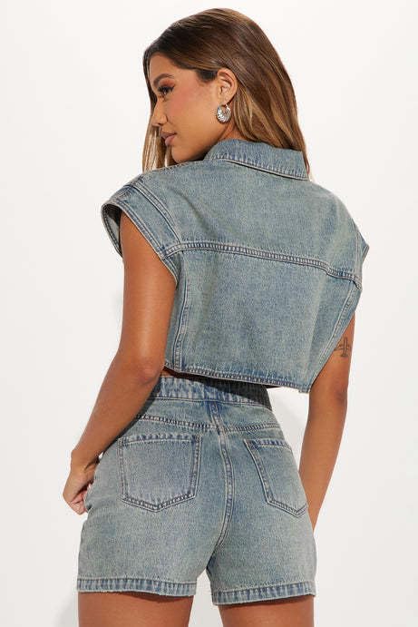 Women's Denim 2 Piece Outfits Button Down Crop Jacket and Shorts Set Summer Sexy Jeans Tracksuits
